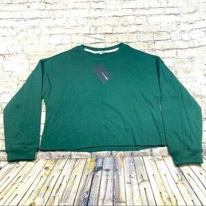 Fashion Nova Sweatshirt Womens Large Green Jasmine Raw Hem Cropped NWT